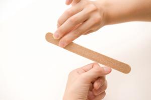 繊細な着物のシミ抜きは専門店に任せる